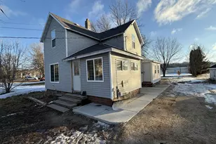 582 Gravel Rd, Montevideo, MN 56265 - Photo 2