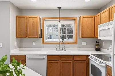 15057 Dunwood Trail #58, Apple Valley, MN 55124 - Photo 14