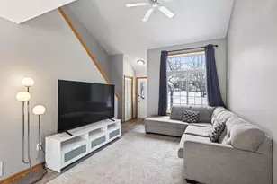 15057 Dunwood Trail, Apple Valley, MN 55124 - Photo 8