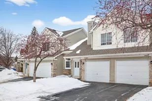 15057 Dunwood Trail, Apple Valley, MN 55124 - Photo 2