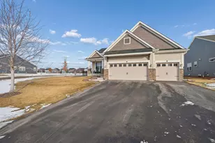 1360 Chestnut Cir, Carver, MN 55315 - Photo 34