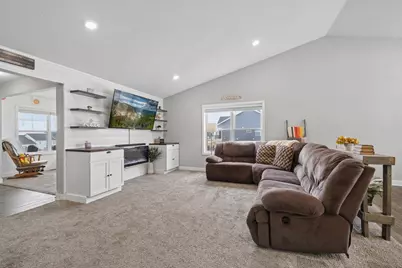 1360 Chestnut Circle, Carver, MN 55315 - Photo 6