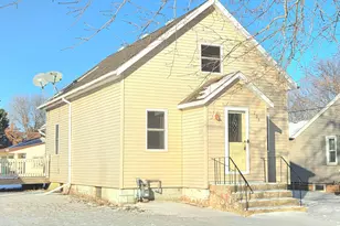 204 W 5th Ave, Lakefield, MN 56150 - Photo 2