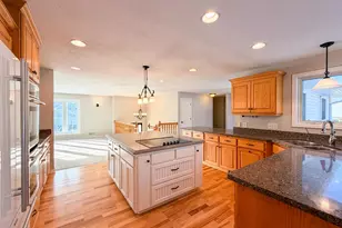 835 Gramsie Rd, Shoreview, MN 55126 - Photo 8