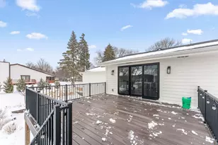 7000 Tecumseh Ln, Chanhassen, MN 55317 - Photo 12