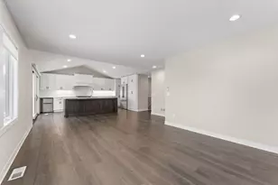 7000 Tecumseh Ln, Chanhassen, MN 55317 - Photo 22