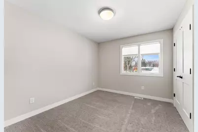 7000 Tecumseh Lane, Chanhassen, MN 55317 - Photo 32