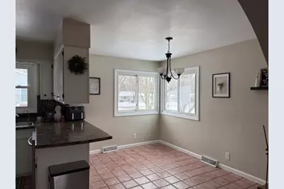 1515 3rd Avenue NE, Owatonna, MN 55060 - Photo 2