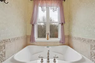 287 Plainview Dr, River Falls, WI 54022 - Photo 18