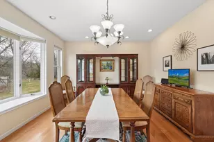 287 Plainview Dr, River Falls, WI 54022 - Photo 8