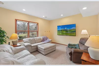 287 Plainview Drive, River Falls, WI 54022 - Photo 44