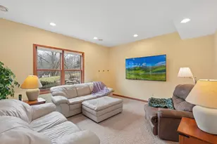 287 Plainview Dr, River Falls, WI 54022 - Photo 44