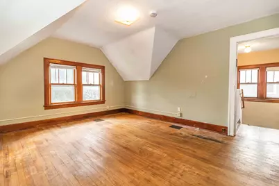 1437 Englewood Avenue, Saint Paul, MN 55104 - Photo 30