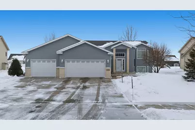 4238 43rd Avenue S, Fargo, ND 58104 - Photo 1