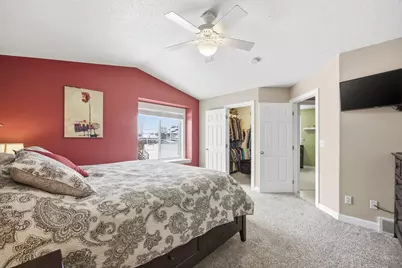 4238 43rd Avenue S, Fargo, ND 58104 - Photo 12