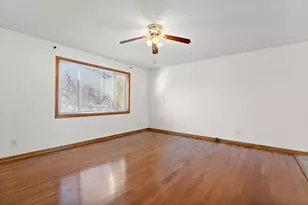 13753 Glenhurst Ave, Savage, MN 55378 - Photo 10