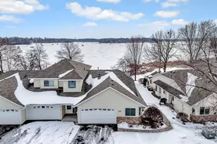 516 Dew Drop Ln, Center City, MN 55012 - Photo 4