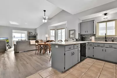 516 Dew Drop Lane, Center City, MN 55012 - Photo 18