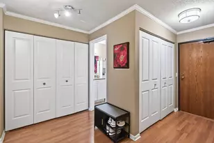 5645 Green Cir Dr, Hopkins, MN 55343 - Photo 16