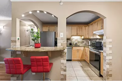 5645 Green Circle Drive #108, Hopkins, MN 55343 - Photo 4