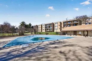 5645 Green Cir Dr, Hopkins, MN 55343 - Photo 20