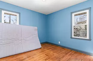 1800 37th Ave NE, Minneapolis, MN 55421 - Photo 10