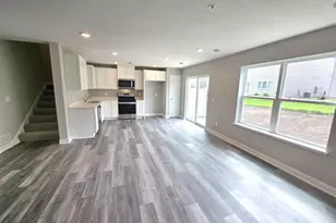 13684 Kaylemore Trl, Rosemount, MN 55068 - Photo 8