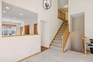 7174 Arthur Dr, Woodbury, MN 55125 - Photo 32