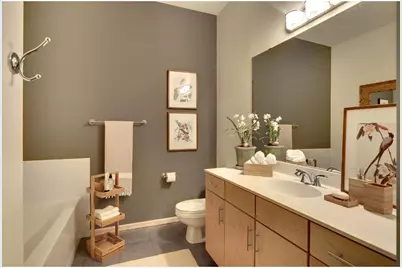 270 4th Street #402, Saint Paul, MN 55101 - Photo 8