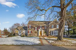 726 10th Ave SW, Rochester, MN 55902 - Photo 2