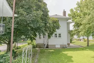 902 White St, Jackson, MN 56143 - Photo 48