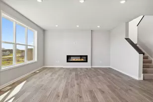 1937 Dahlia Dr, Shakopee, MN 55379 - Photo 10