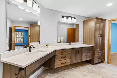 5796 Willow Lane N, Shoreview, MN 55126 - Photo 8