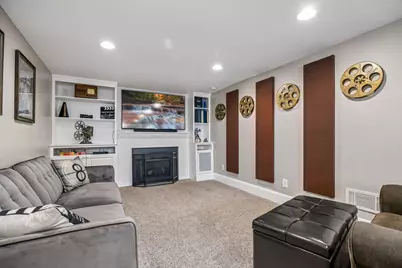 5204 Abbott Avenue S, Minneapolis, MN 55410 - Photo 38