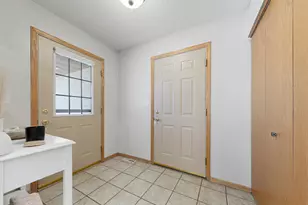 1502 Carriage Cir, Faribault, MN 55021 - Photo 10