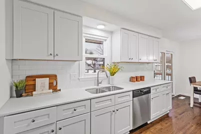 7012 Regent Avenue N, Brooklyn Center, MN 55429 - Photo 8