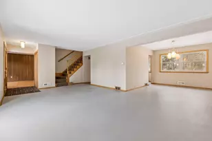 15776 Cedar Ridge Rd, Eden Prairie, MN 55347 - Photo 4