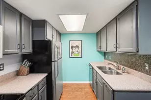 3670 Gettysburg Ave S, Saint Louis Park, MN 55426 - Photo 6