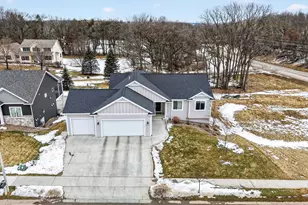 1819 31st St SW, Rochester, MN 55902 - Photo 40