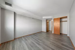 66 9th St E, Saint Paul, MN 55101 - Photo 20