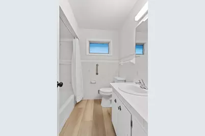 984 Armstrong Avenue, Saint Paul, MN 55102 - Photo 6