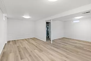 984 Armstrong Ave, Saint Paul, MN 55102 - Photo 18