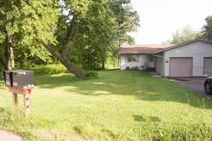 18118 Captive Lake Rd, Garrison, MN 56450 - Photo 54