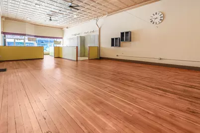 129 N Sibley Avenue, Litchfield, MN 55355 - Photo 8