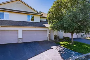 1122 Crystal Pl W, Chaska, MN 55318 - Photo 44