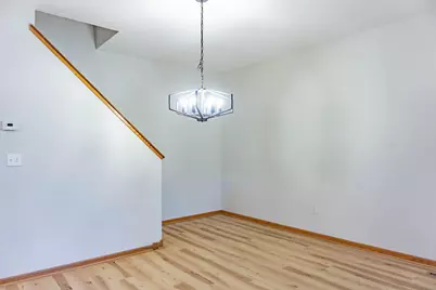 1122 Crystal Place W, Chaska, MN 55318 - Photo 22