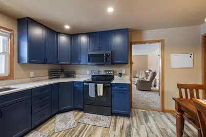 704 S 8th Ave W, Virginia, MN 55792 - Photo 8