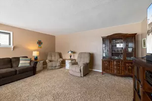 704 S 8th Ave W, Virginia, MN 55792 - Photo 10