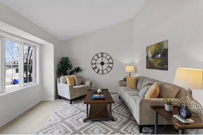 2571 Nemitz Avenue E, Maplewood, MN 55119 - Photo 6