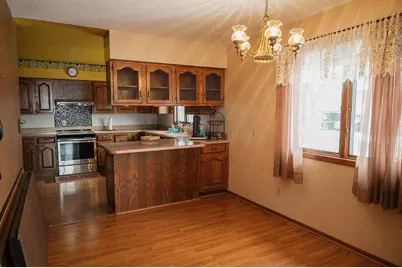 525 N Hood Street, Blue Earth, MN 56013 - Photo 10